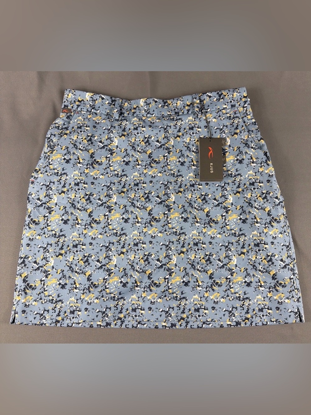 KJUS Womens Golf Skort Ice Printed Large Blue Polyester Spandex NWT MSRP $149